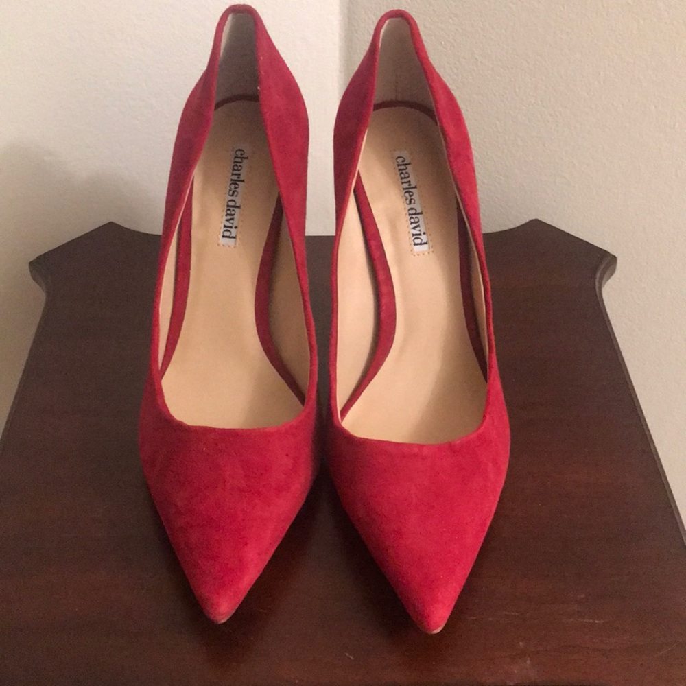 Charles David Heels, size 7